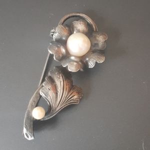 Grandmother's Sterling Pearl Brooch